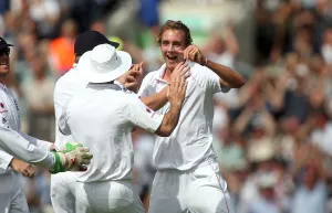 Npower Prints: Stuart Broad & Team