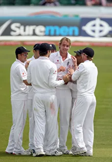 Indies Prints: Stuart Broad & Team Celebrate