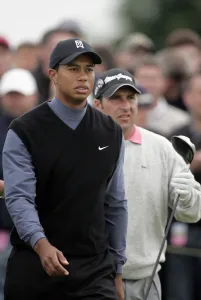 Woods Prints: Tiger Woods & Olazabal