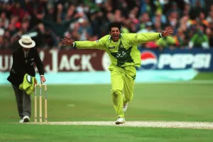 Victory Prints: Wasim Akram Celes Victory