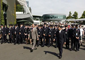 Wimbledon Stewards Hold Back Crowd