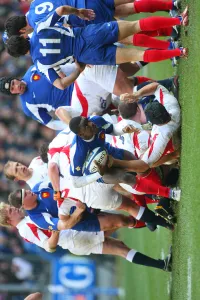 Yannick Prints: Yannick Nyanga In Action