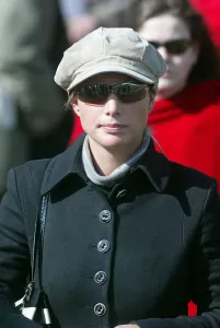 Family Prints: Zara Philips